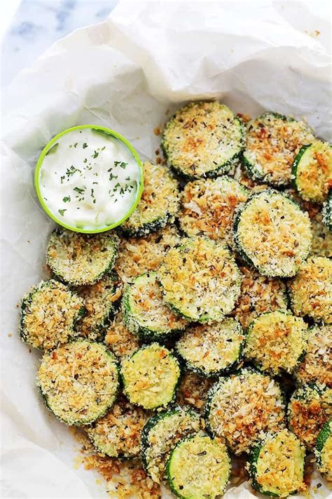 Garlic Parmesan Baked Zucchini Chips